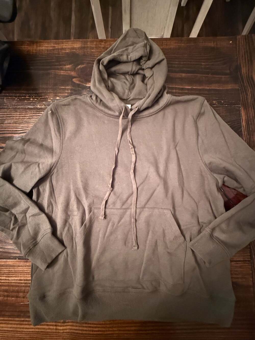 Amazon Essentials Women’s Pullover Hoodie Sweatshirt in Olive Green Size XL